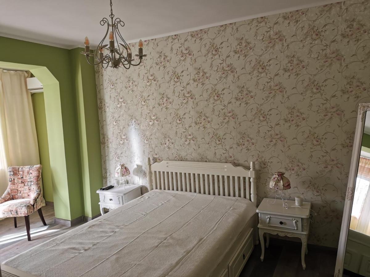 Chic Apartment Braila Exterior photo