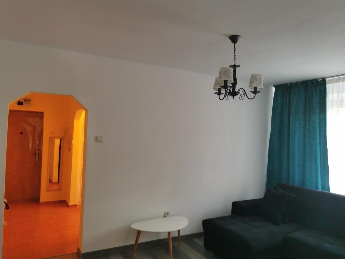 Chic Apartment Braila Exterior photo